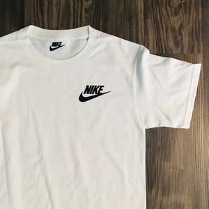 Nike Shirts - White Nike T-Shirt Nike Shirts - White Nike T-Shirt